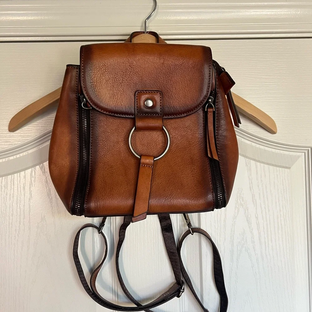 Women's Vintage Leather Backpack, New Buckle School Bag. - Picture 2 of 13